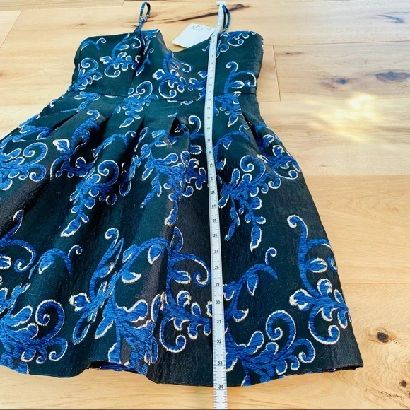 Belle Badgley Mischka Floral Metallic Brocade Vienna Dress sz 2 NWT - Picture 10 of 15